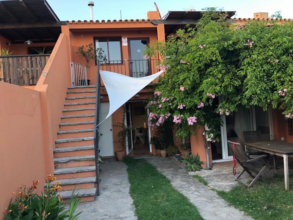 Beach Apartment Garden And Wifi Тарифа Екстериор снимка