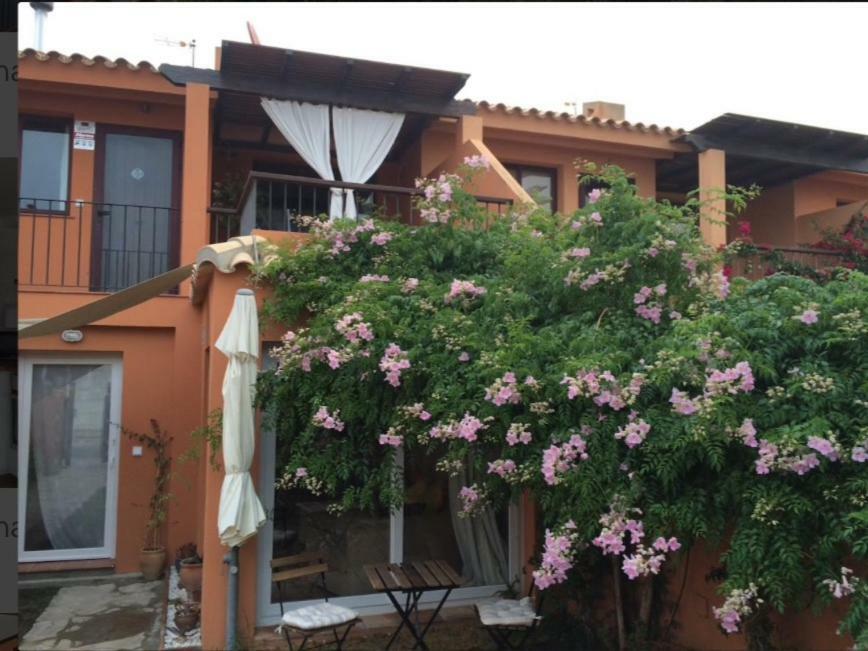 Beach Apartment Garden And Wifi Тарифа Екстериор снимка