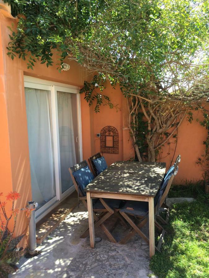 Beach Apartment Garden And Wifi Тарифа Екстериор снимка